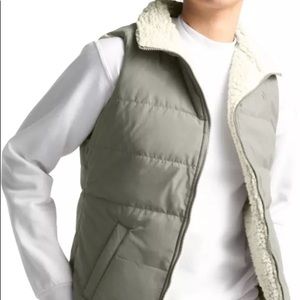 North Face Women’s Merriewood Reversible Vest